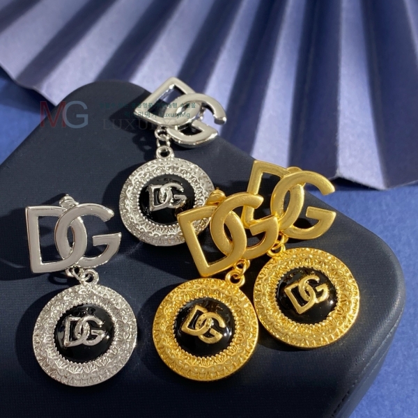 üذٳ Ͱ DG231044-4