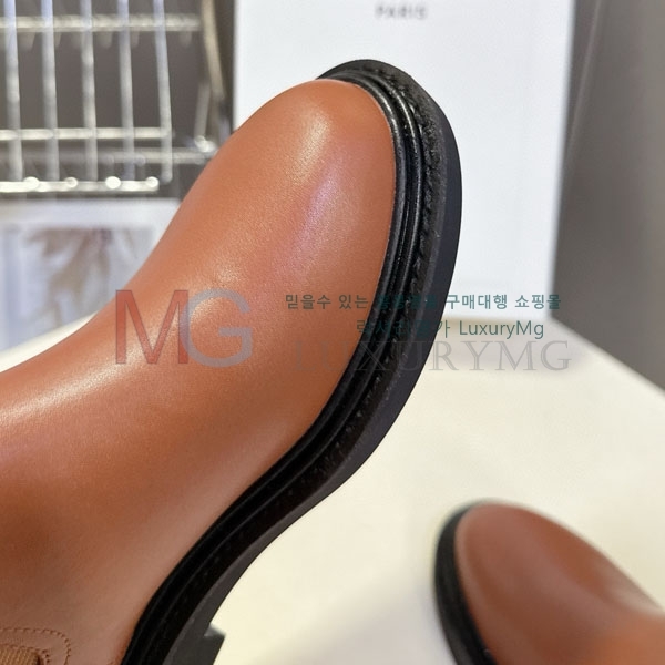    SE666092