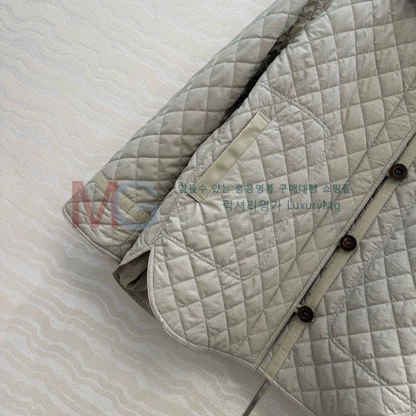 ���� �η�**�� �е� ���� LP297876-11