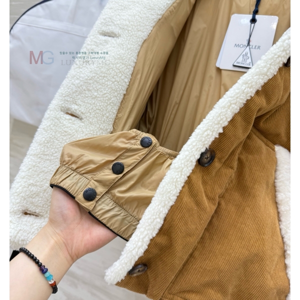 ���� ��**�� �ٿ� �е� 8369586