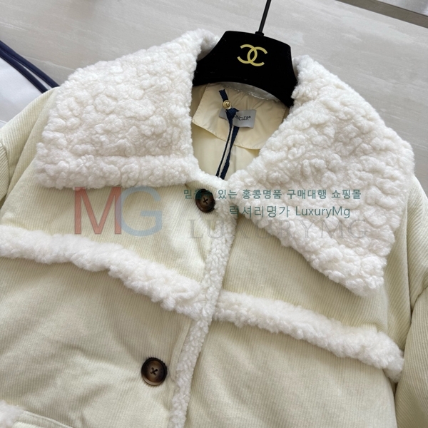 ���� ��**�� �ٿ� �е� 8369586-1