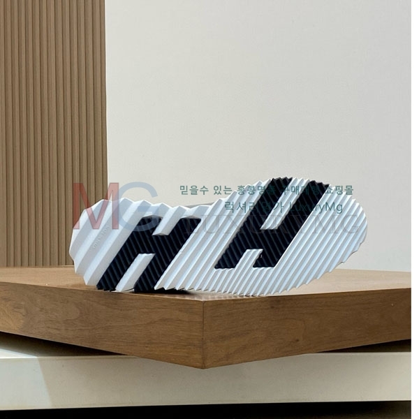 ���� �����޽� ����Ŀ�� W82220-4