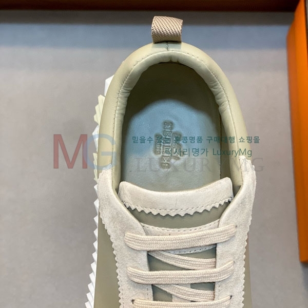 ���� �����޽� ����Ŀ�� W82220-5