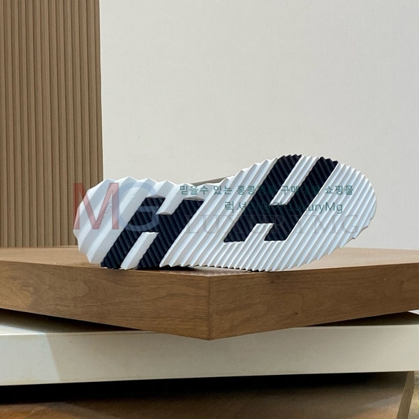 ���� �����޽� ����Ŀ�� W82220-7