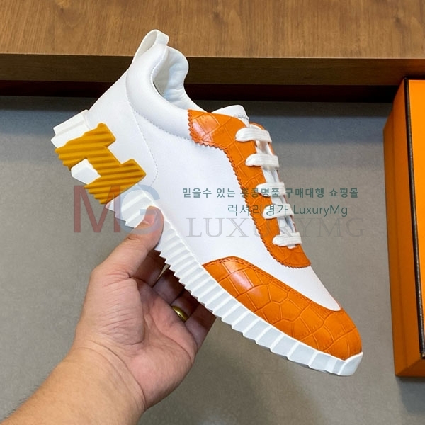 ���� �����޽� ����Ŀ�� W82220-8