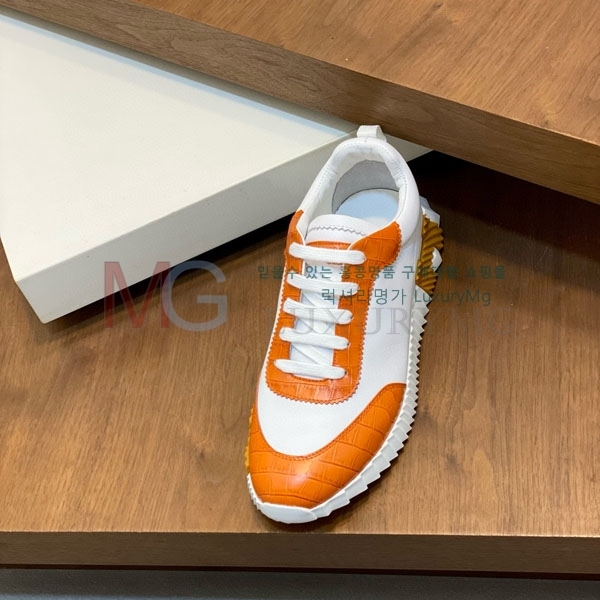 ���� �����޽� ����Ŀ�� W82220-8