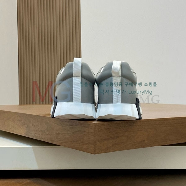 ���� �����޽� ����Ŀ�� W82220-9