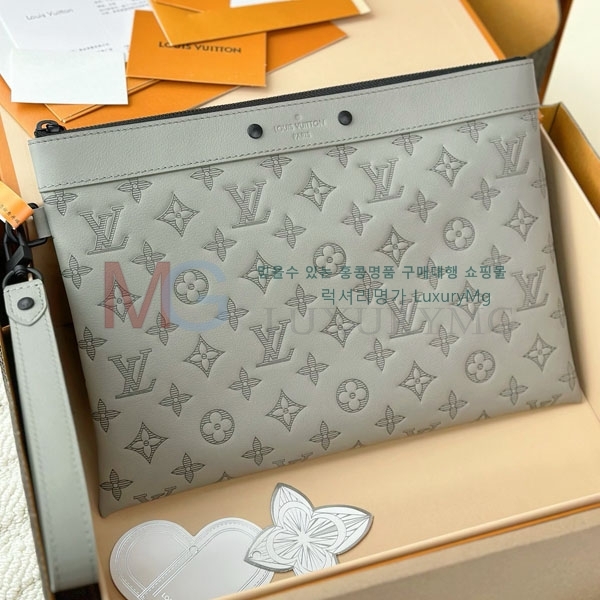 ̺ Ʈ  Ŀġ M81570-302