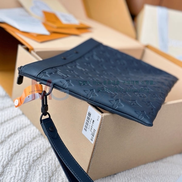 ̺ Ʈ  Ŀġ M81570-306