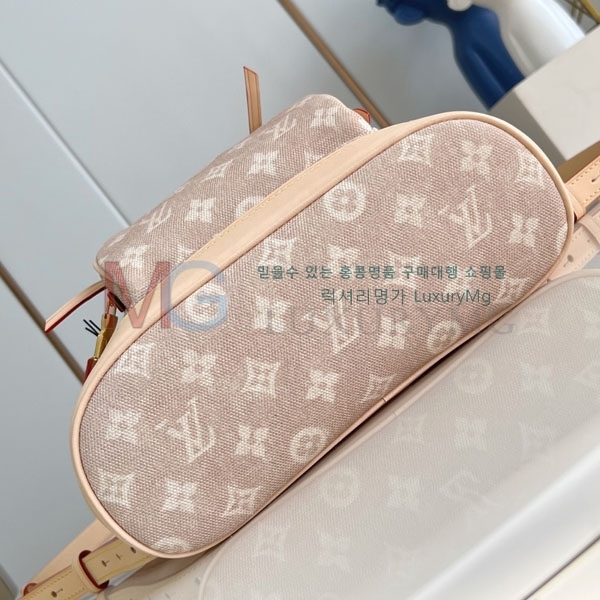 ̺   PM M15135-1