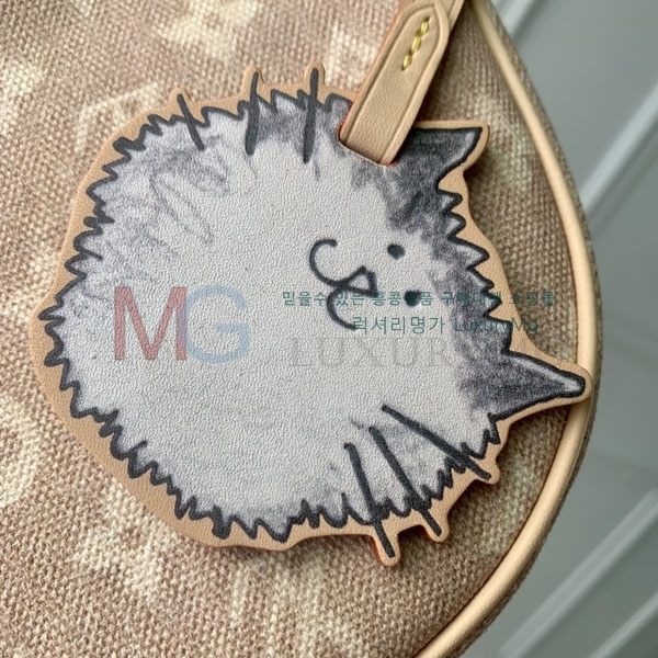 ̺ ̽ M15134-1
