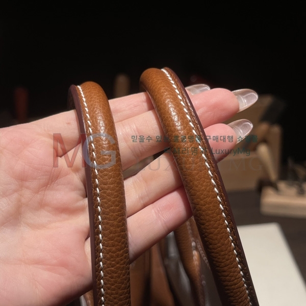 ޽ 35 Ų H240060-103