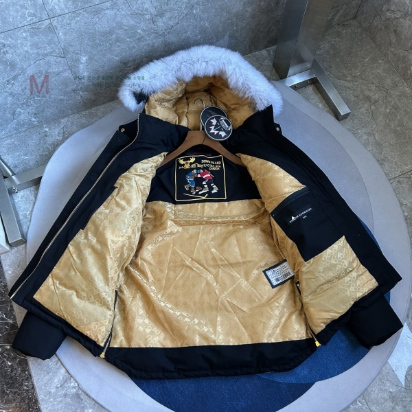  Ŭ ٿ е M68K2110252-2