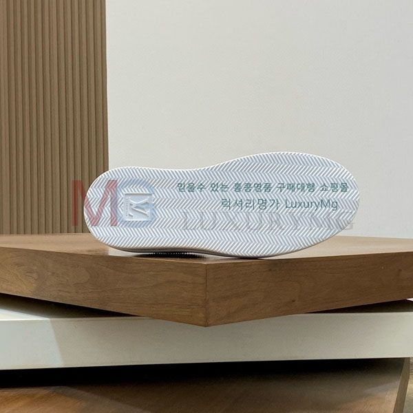 ���� ���̺��� ����Ŀ�� LV660899-1