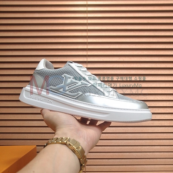 ���� ���̺��� ����Ŀ�� LV665503-4