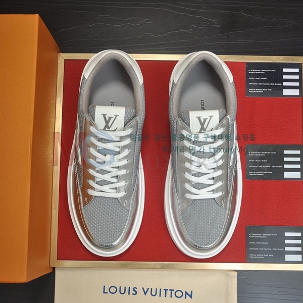 ���� ���̺��� ����Ŀ�� LV665503-4