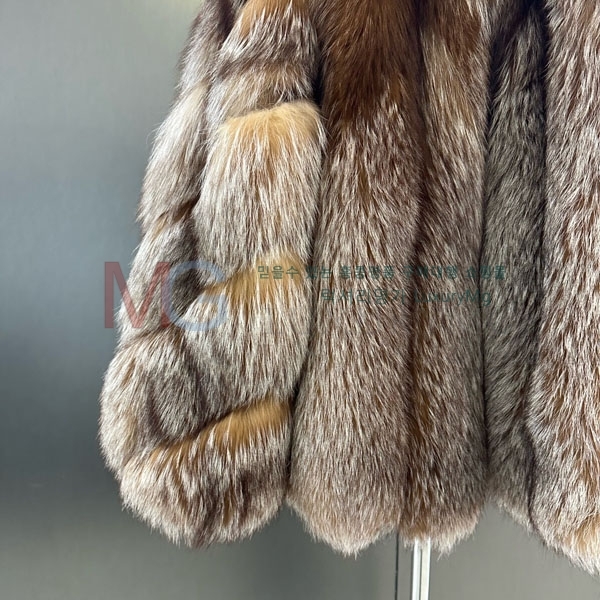   þ   FEND234008-6