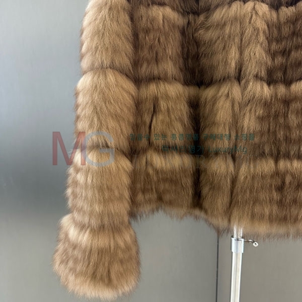   þ   DO8234077-14