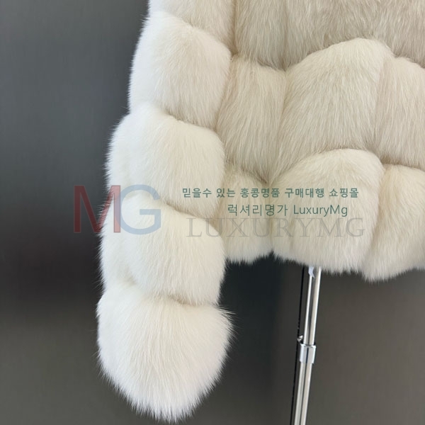   þ   DO8234077-28