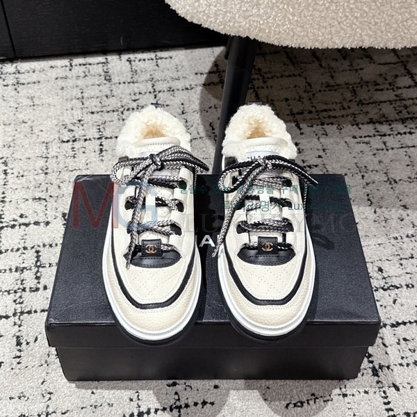 ���� ��* ĳ�־� ����Ŀ�� AT555032-1