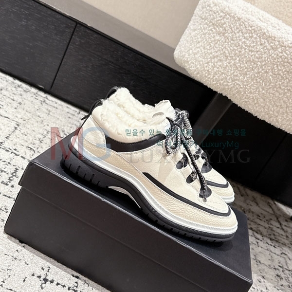 ���� ��* ĳ�־� ����Ŀ�� AT555032-1