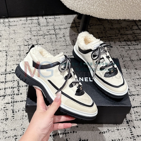 ���� ��* ĳ�־� ����Ŀ�� AT555032-1