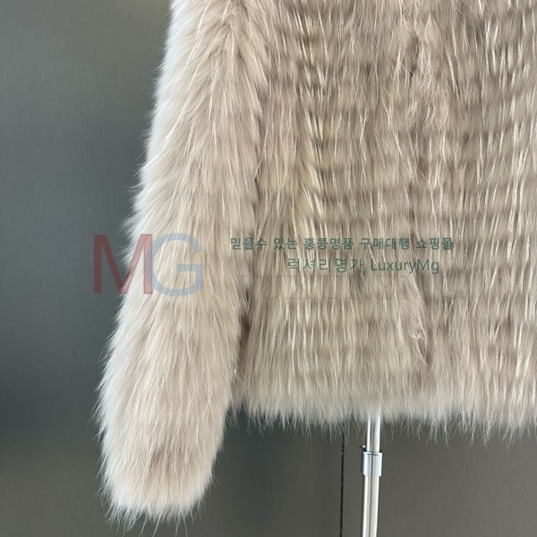   þ   DO8234077-33