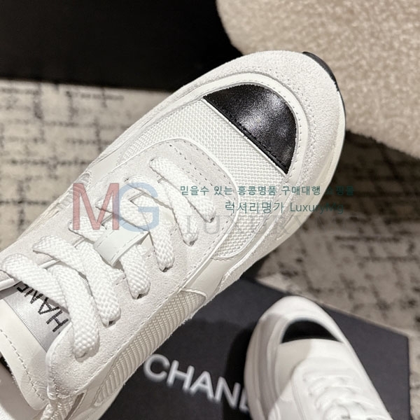 ���� ��* ĳ�־� ����Ŀ�� AT555033-1