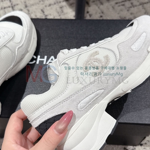 ���� ��* ĳ�־� ����Ŀ�� AT555033-1