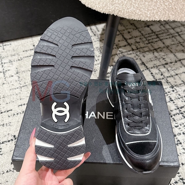 ���� ��* ĳ�־� ����Ŀ�� AT555033-4