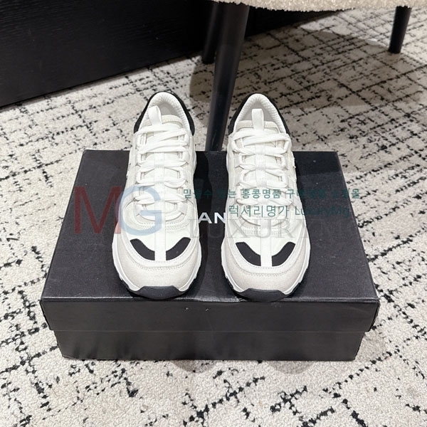 ���� ��* ĳ�־� ����Ŀ�� AT555036-1