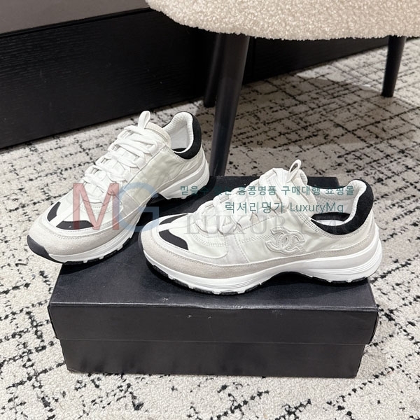 ���� ��* ĳ�־� ����Ŀ�� AT555036-1