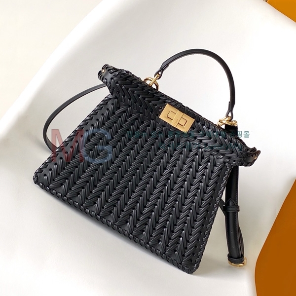 ��� ��ī�� ���̾��� �����ڴ� F009401-4