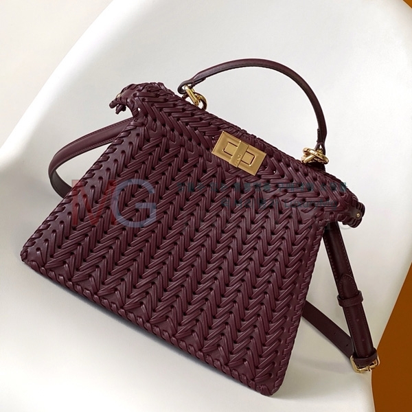 ��� ��ī�� ���̾��� �����ڴ� F009401-1