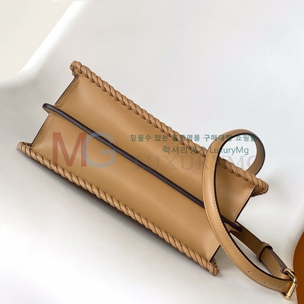 ��� ��ī�� ���̾��� �����ڴ� F009401-2