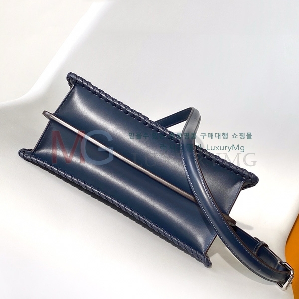 ��� ��ī�� ���̾��� �����ڴ� F009401-3