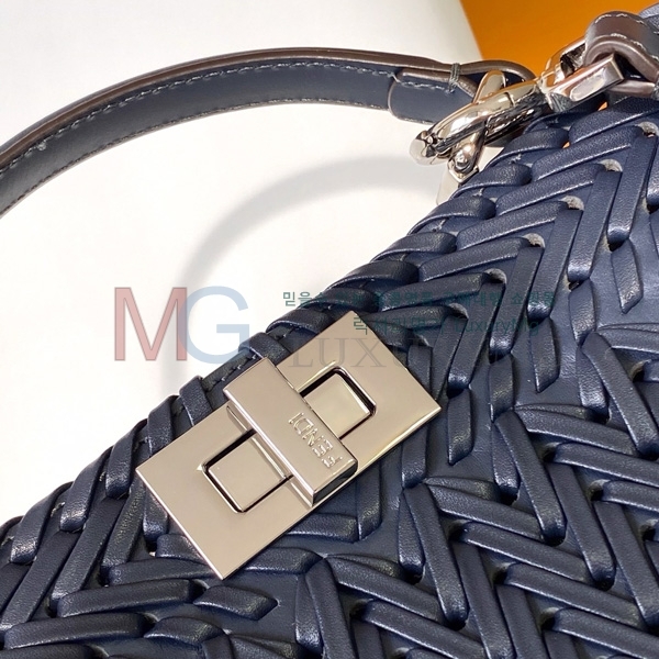 ��� ��ī�� ���̾��� �����ڴ� F009401-3