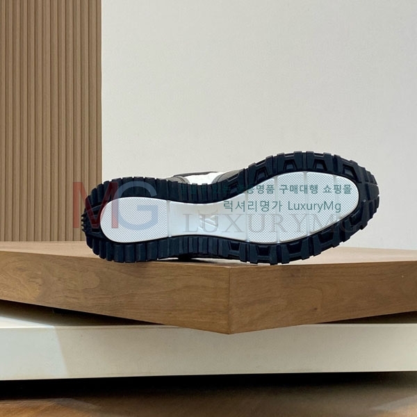 ���� ����*�� ����Ŀ�� LV3630885-1