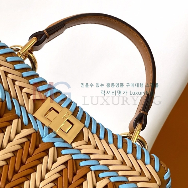 ��� ��ī�� ���̾��� �����ڴ� �̴� F0095001-3