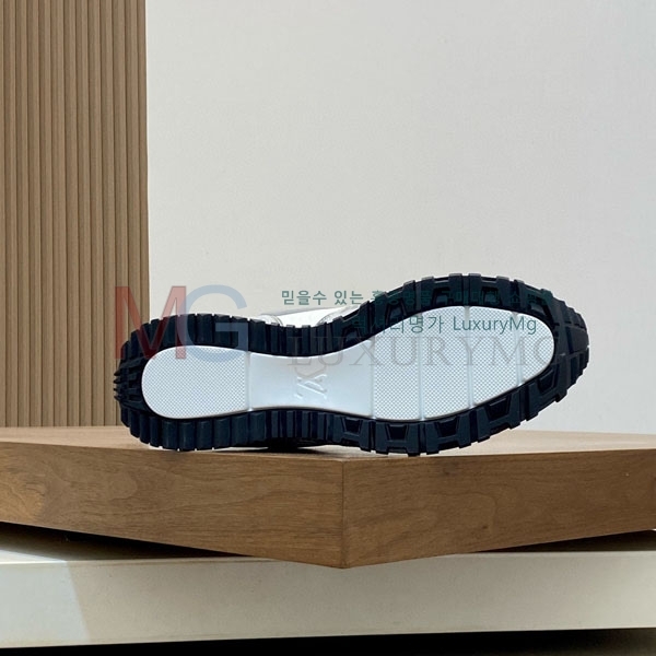 ���� ����*�� ����Ŀ�� LV3630885-4