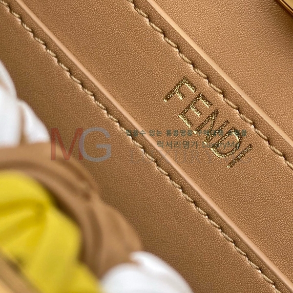 ��� ��ī�� ���̾��� �����ڴ� �̴� F0095001-2