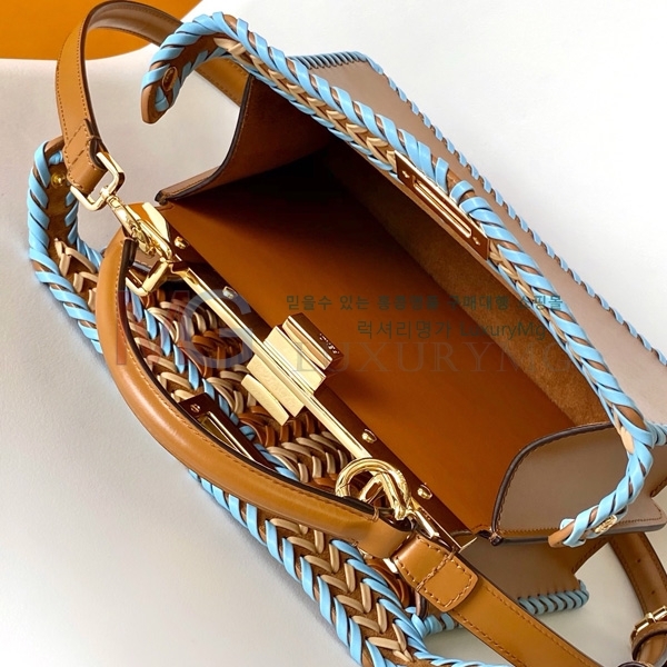 ��� ��ī�� ���̾��� �����ڴ� �̴� F0095001-1