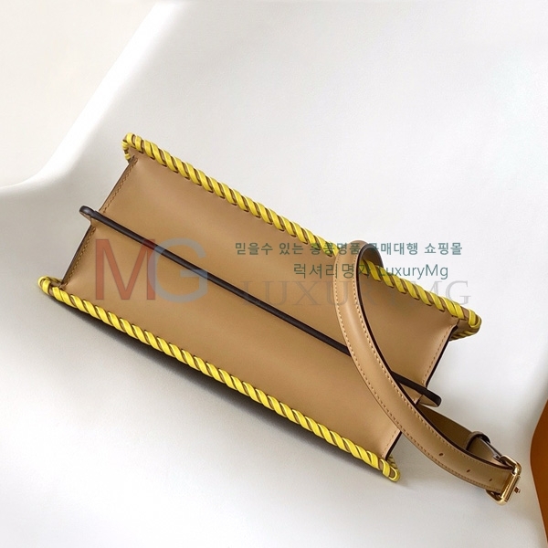 ��� ��ī�� ���̾��� �����ڴ� F009700-2