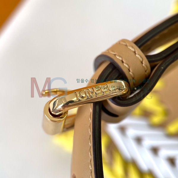 ��� ��ī�� ���̾��� �����ڴ� F009700-2