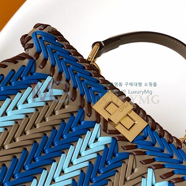 ��� ��ī�� ���̾��� �����ڴ� F009700-1