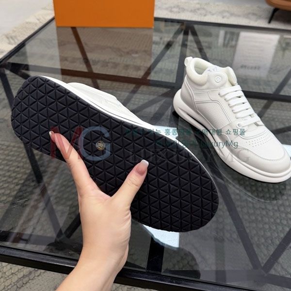 ���� ���̺��� ����Ŀ�� LV600543-4