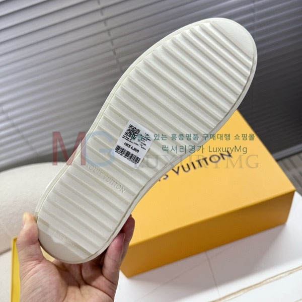 ���� ���̺��� ����Ŀ��  LV3600241-8