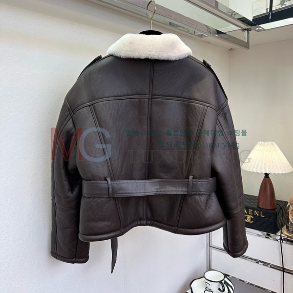  ũ Ʃ 簡  AU223401-3