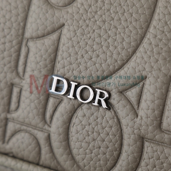  ε ũν ÷ 1ESPO333-3