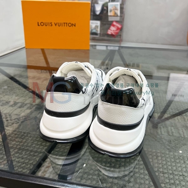 ���� ���̺��� ����Ŀ�� LV664533